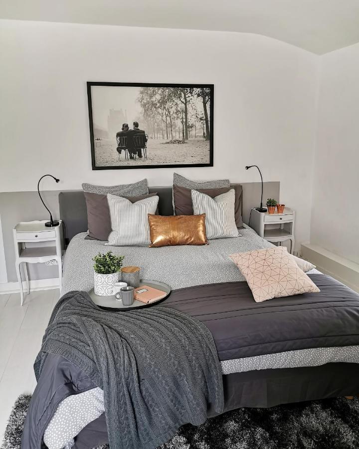 Aux Champes Bed and Breakfast Saussignac Εξωτερικό φωτογραφία